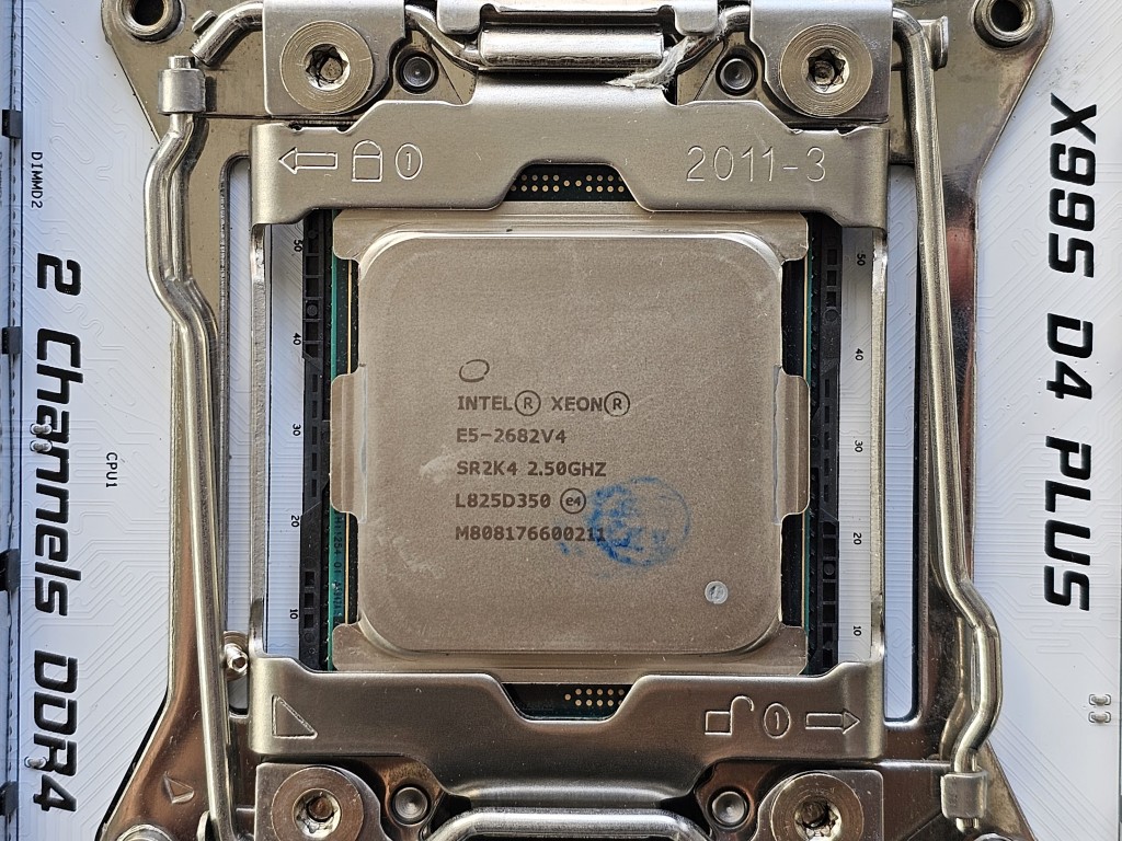 xeonserver-cpu.jpg
